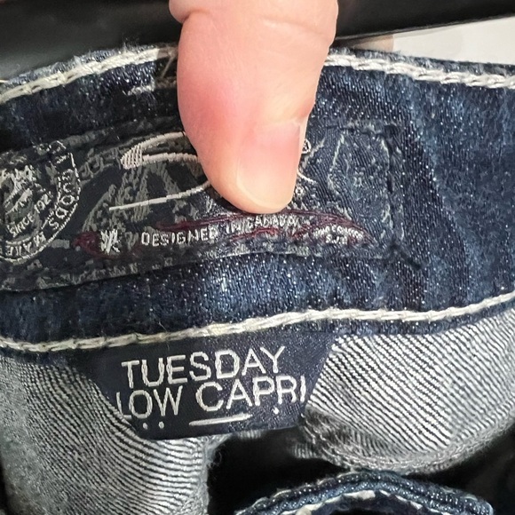 NEW NWT Tuesday Capri silver Jeans 29 - Picture 5 of 10